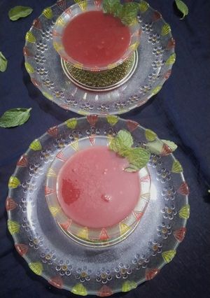 ટામેટા બીટ ગાજર નો સૂપ (Tomato Beetrot Gajar Soup Recipe In Gujarati) રેસીપી મુખ્ય ફોટો