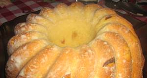 Aszalt sárgabarackos-fügés kuglóf recept recept fotó