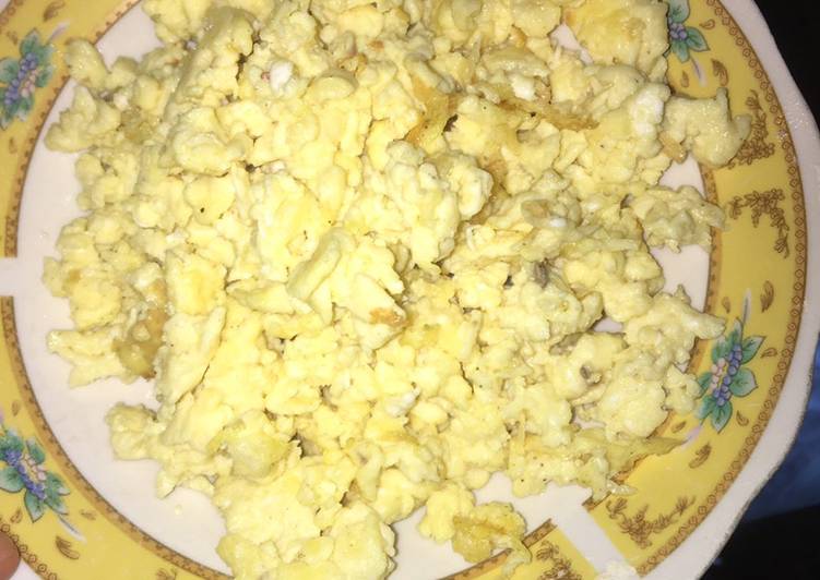 Bagaimana Membuat Scrambled egg yang Enak Banget