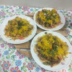 A picture of Chanapapdi chat.