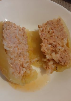 O poză a rețetei Ardei umpluți cu carne de porc.