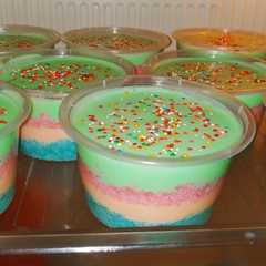 รูปของ Rainbow dessert box 🌈