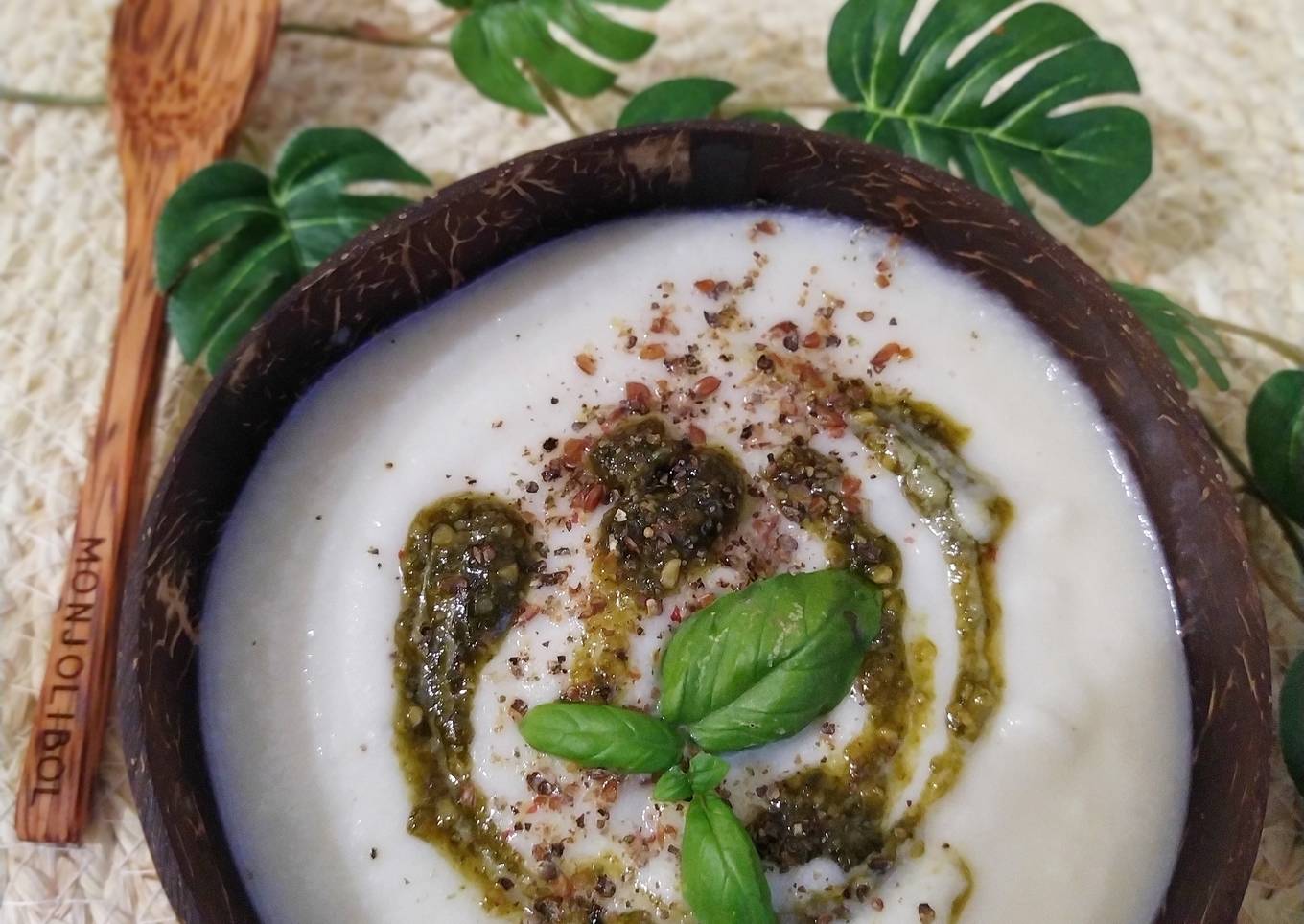 Soupe chou-fleur & Pesto