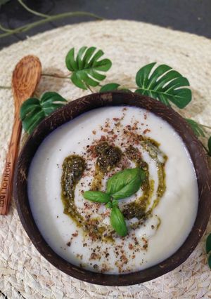Une photo de Soupe chou-fleur & Pesto