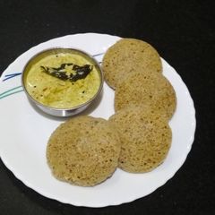 A picture of Moong Idli.