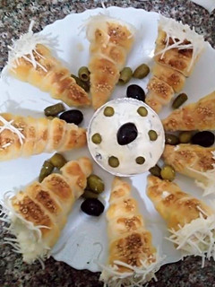 صورة لوصفة لي كورني بالعجينة المورقة