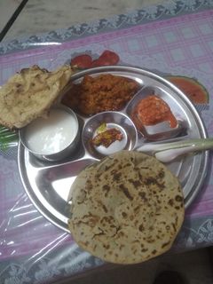 બાજરા નો રોટલો (Bajra Rotlo Recipe In Gujarati) રેસીપી મુખ્ય ફોટો