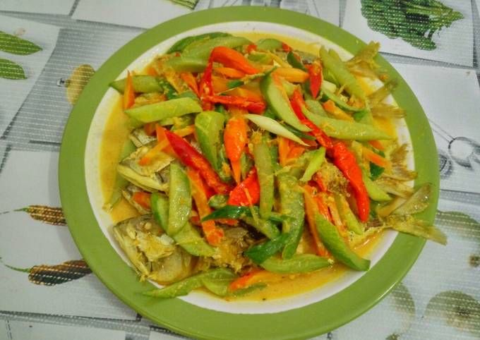 Langkah Mudah Masakan Resep Pesmol ikan kembung acar