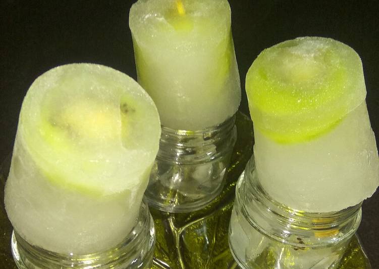 Recipe of Super Quick Homemade Kiwi lemonade Popsicles