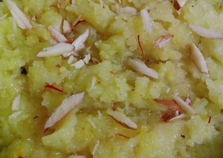 Suji ka kesari halwa