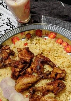 A picture of Mandi rice !!! With tandoori chicken.