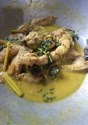 Foto resep Ayam ungkep daun kemangi