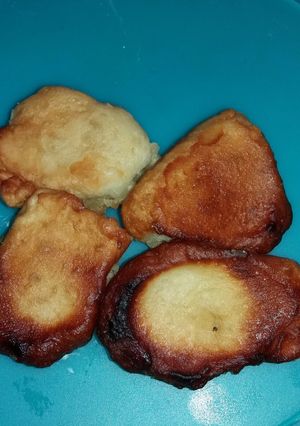 A picture of Fat cakes (vetkoek).