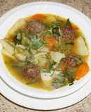 Sopa de albóndigas