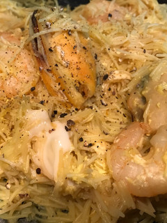 A picture of Mussels Shrimps with Egg Sour Fried Rice Noodles.