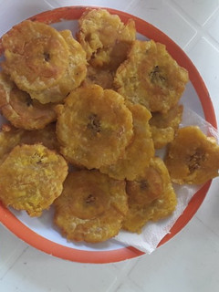 Una foto de Asado con puré de papas