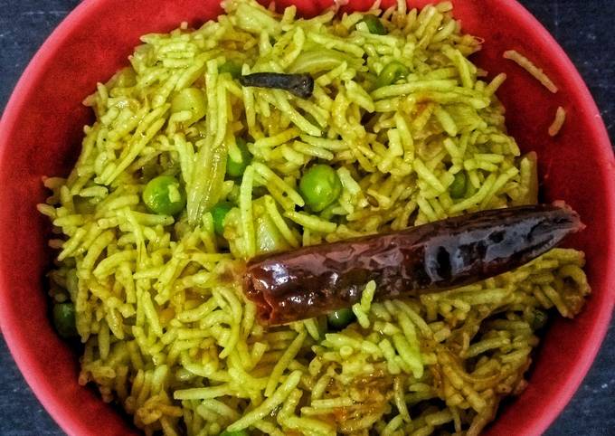 Chatpata Matar Pulao