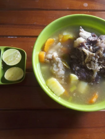 Langkah Mudah untuk Membuat Resep Sop buntut sapi presto Anti Ribet, Bikin Ngiler