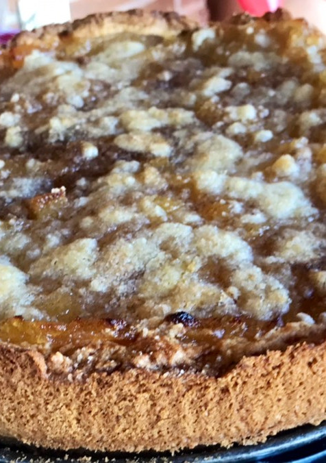 Una foto de Tarta de manzana y crumble