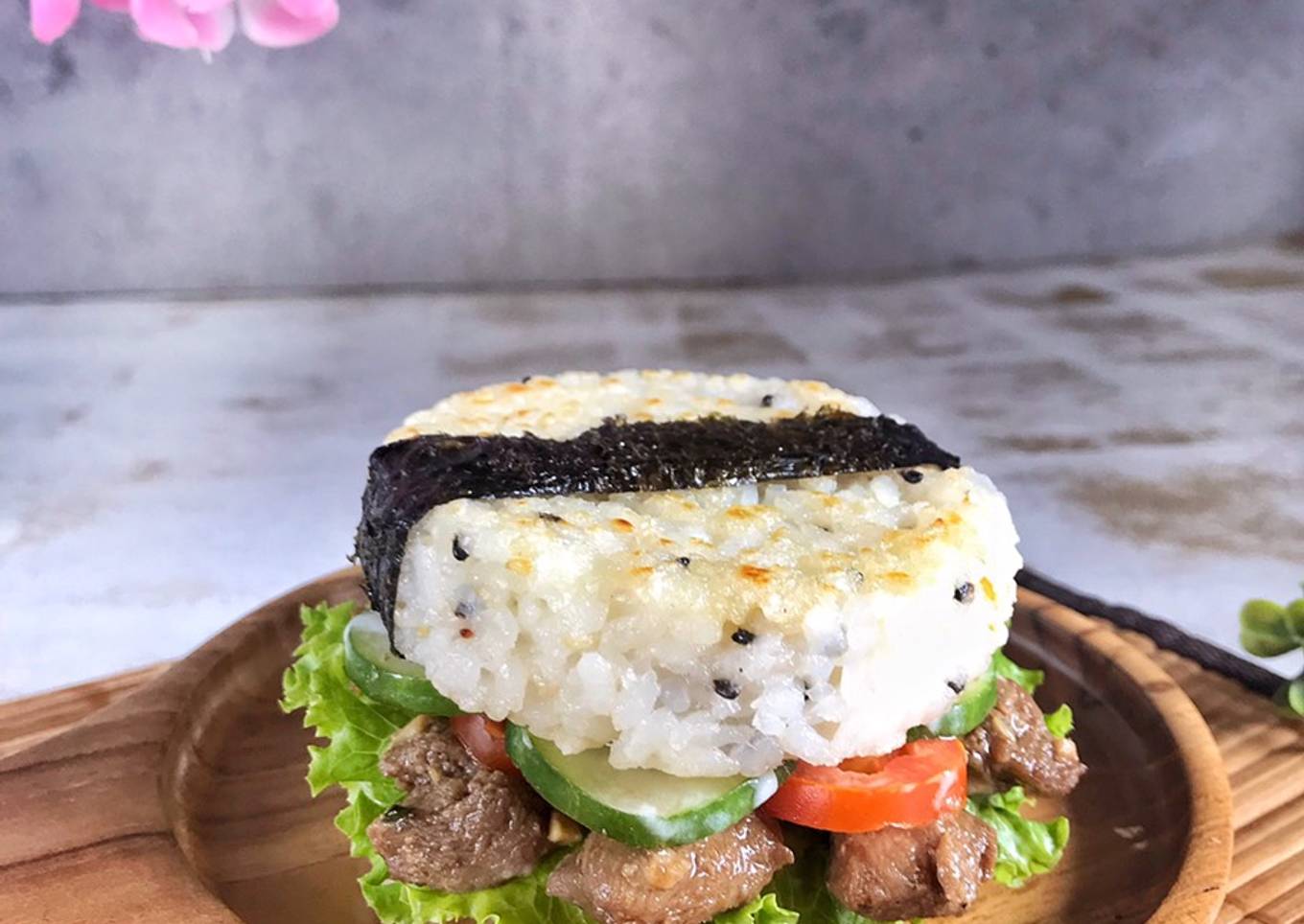 Burger Sushi Teriyaki