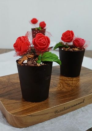 عکسی از دستور کیک گلدانی😍🪴⚘️