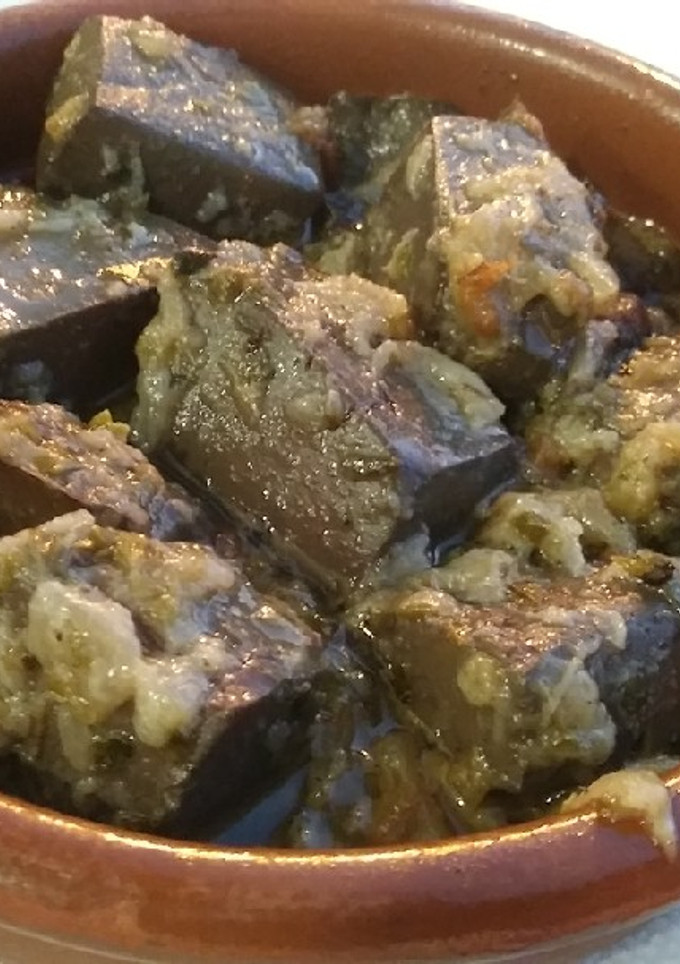 Una foto de Sangre "encebollada" (en salsa de cebolla)