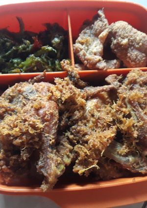 Foto resep Ayam Goreng Laos + Sambel Lombok Ijo