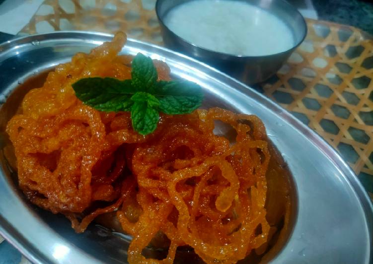 Step-by-Step Guide to Prepare Award-winning Jalebi