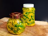 मिरचीचे लोणचे (mirchi che lonche recipe in marathi)