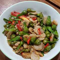 รูปของ Tumis Bunga Genjer Saus Tauco