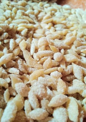 A picture of Orzo Pasta or Pepitas.