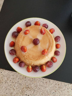 Una foto de Flan de huevos y leche súper fácil