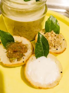 कोकोनट चटनी (coconut chutney recipe in Hindi) रेसिपी मुख्य फोटो