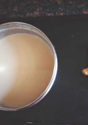 A picture of Soy milk pudding in ginger flavour.