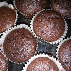 A picture of Cups cake chocolate.