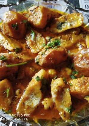A picture of Banana curry.