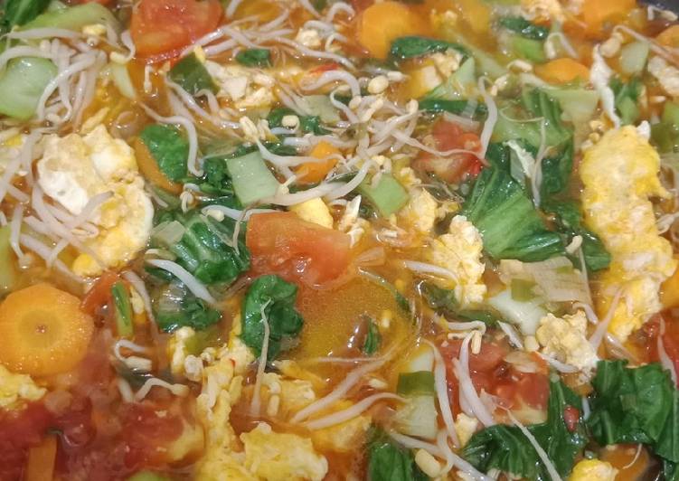 Resep Sayur Telur Kuah Mie Instan yang Bikin Ngiler