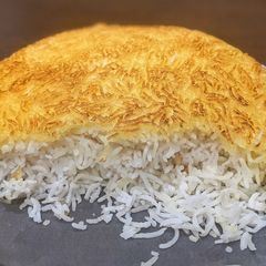 A picture of Tahdig (Persian rice).
