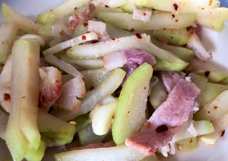 Resep Tumis labu siam bacon Lezat