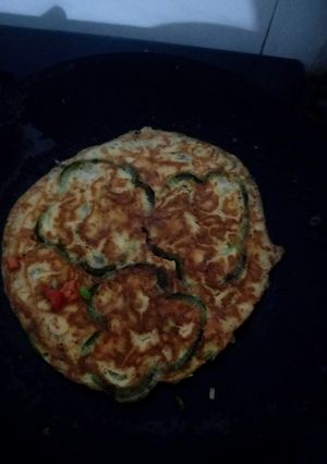 A picture of Capsicum Omelette.