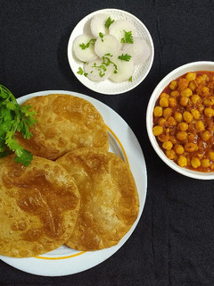 છોલે ભટુરે રેસીપી મુખ્ય ફોટો