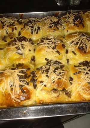 Foto resep Bolen Pisang Keju Coklat dengan korsvet