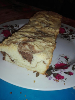 Una foto de Budín de limón marmolado sin t.a.c.c😍