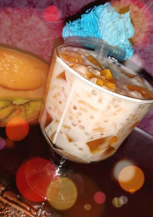 A picture of Melon Coolers sago't drink.