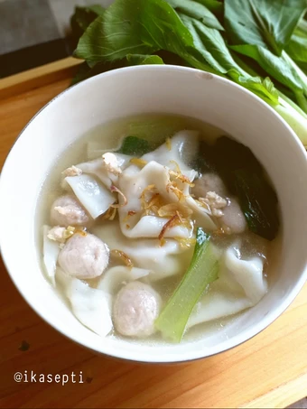 Cara Gampang Membuat Resep Sop Pangsit Ayam Bakso dan Pokcoy yang Lezat Anti Ribet, Mantap