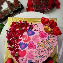 A picture of Valentine cake.