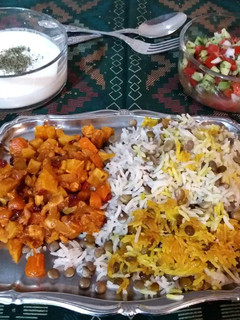 عکسی از دستور عدس پلو با خوراک مرغ خوشمزه عالی