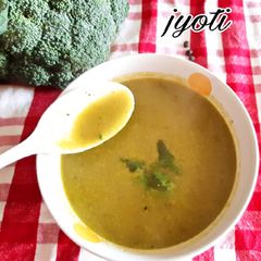 A picture of Broccoli Soup.