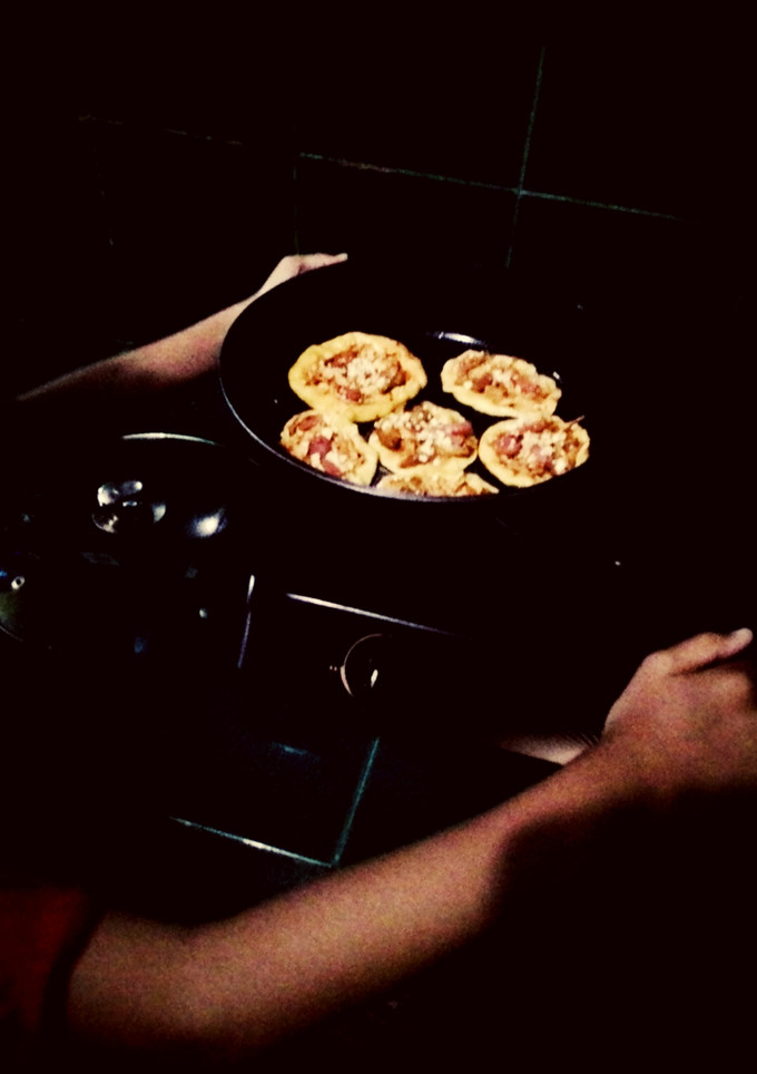 Foto resep Stuffed Crust Thin Pizza 