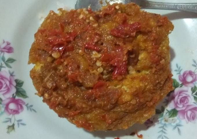 Langkah Mudah untuk Menyiapkan Telur Geprek Crispy 'Hype Abis' Anti Gagal